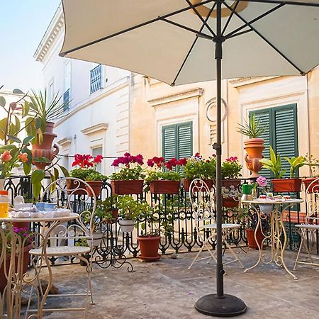 Antica Dimora Dei Nonni Bed & Breakfast Lecce Dış mekan fotoğraf