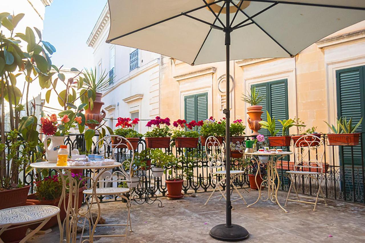 Antica Dimora Dei Nonni Bed & Breakfast Lecce Dış mekan fotoğraf