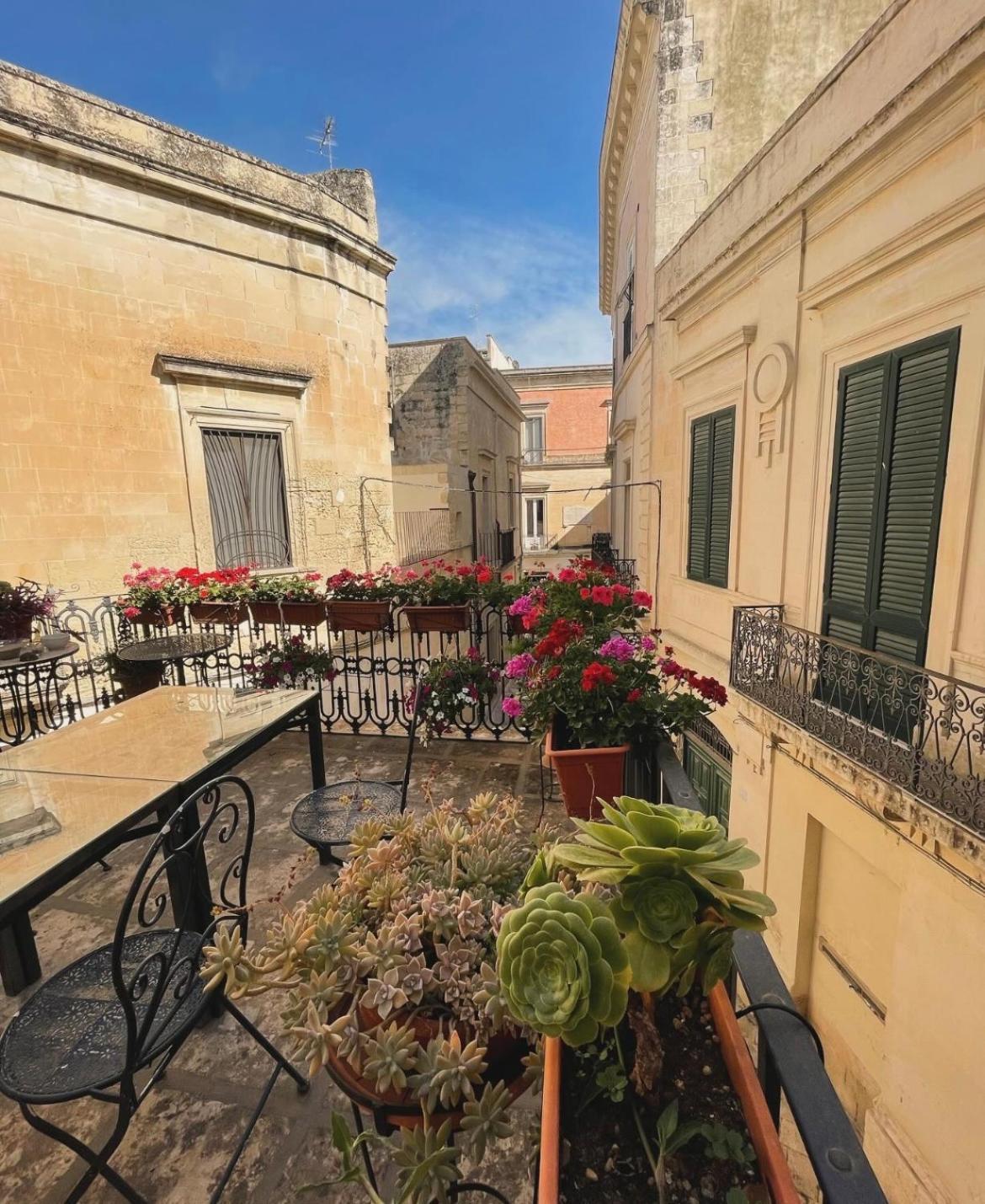 Antica Dimora Dei Nonni Bed & Breakfast Lecce Dış mekan fotoğraf